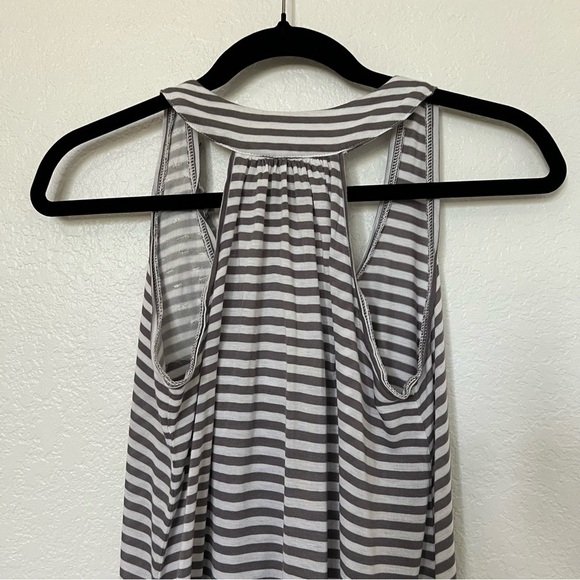 2/$30 CAbi Striped Halter Tunic Top SZ XS - Picture 7 of 13